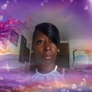 Meet your Posher, Connie